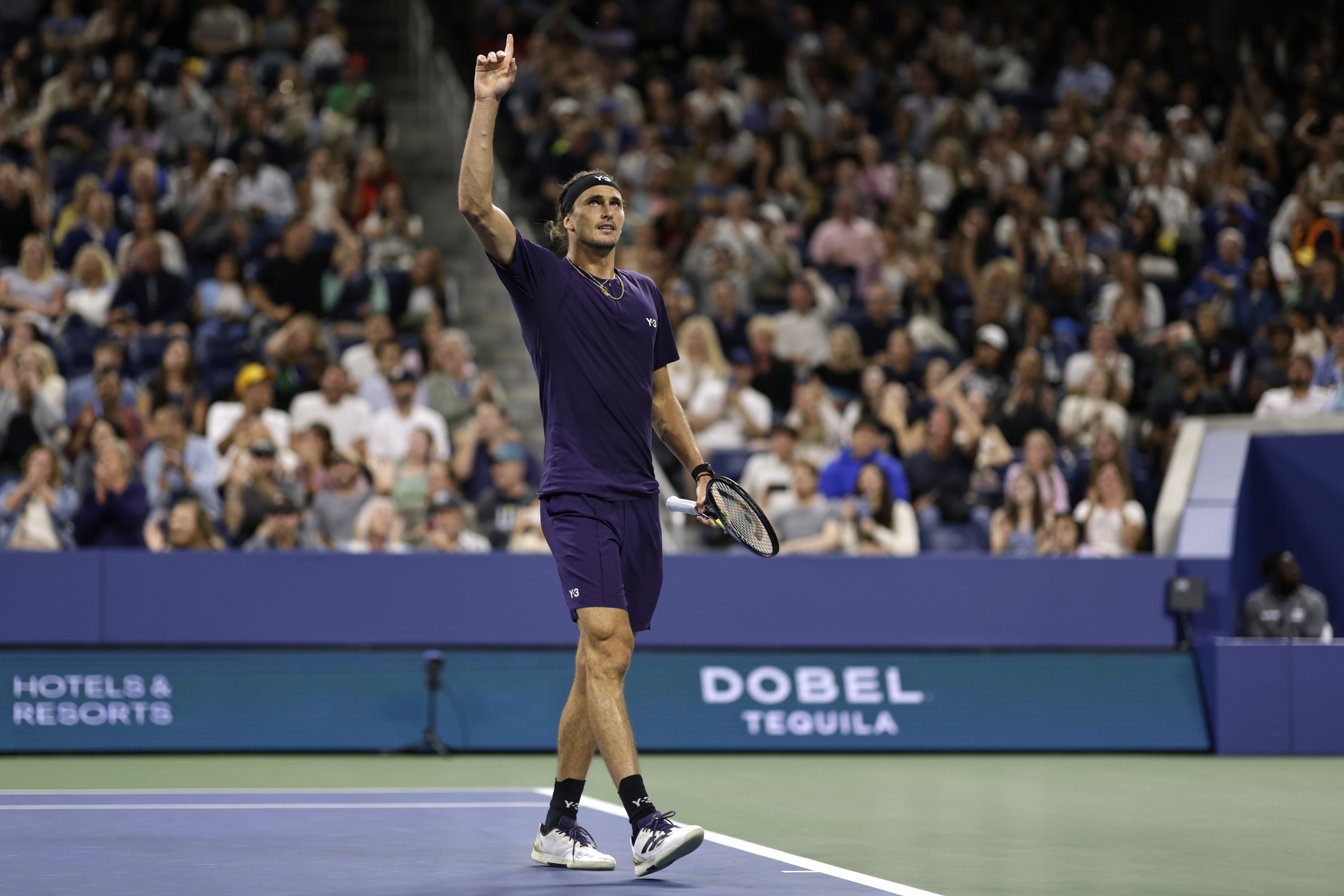 关于法国网球队血洗欧洲网球队，兹维列夫打破历史纪录的信息