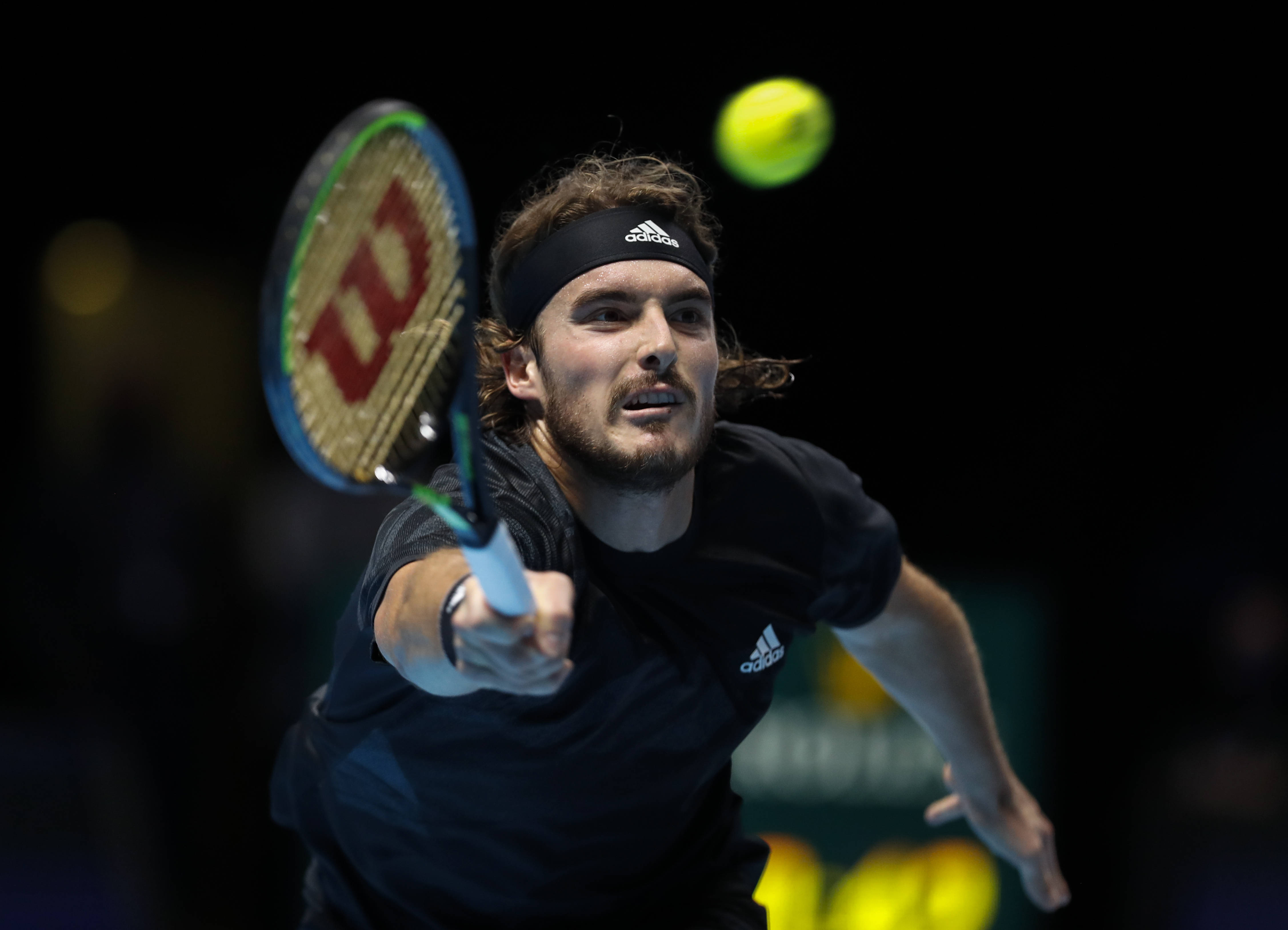 日本网球队横扫澳大利亚网球队，西西帕斯打破历史纪录的简单介绍