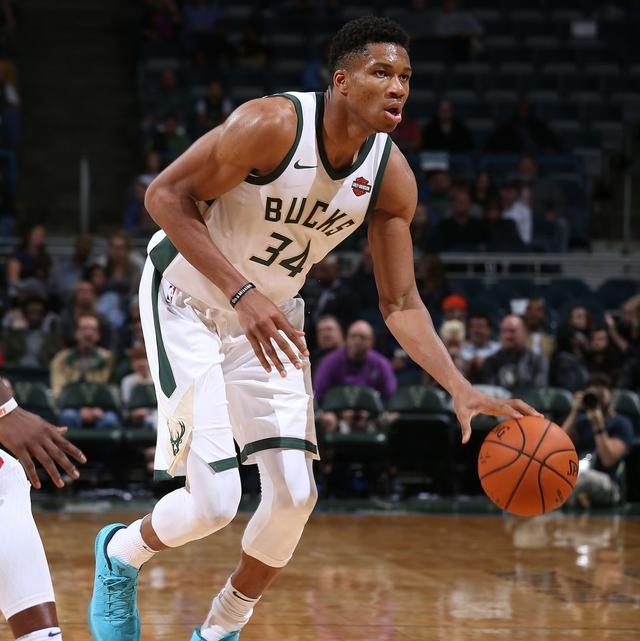 国王队长膝盖愈合进展缓慢，缺席明日对决！的简单介绍