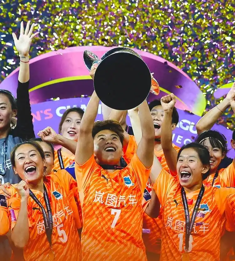 女足比赛凭实力，率领队伍晋级北美锦标赛八强