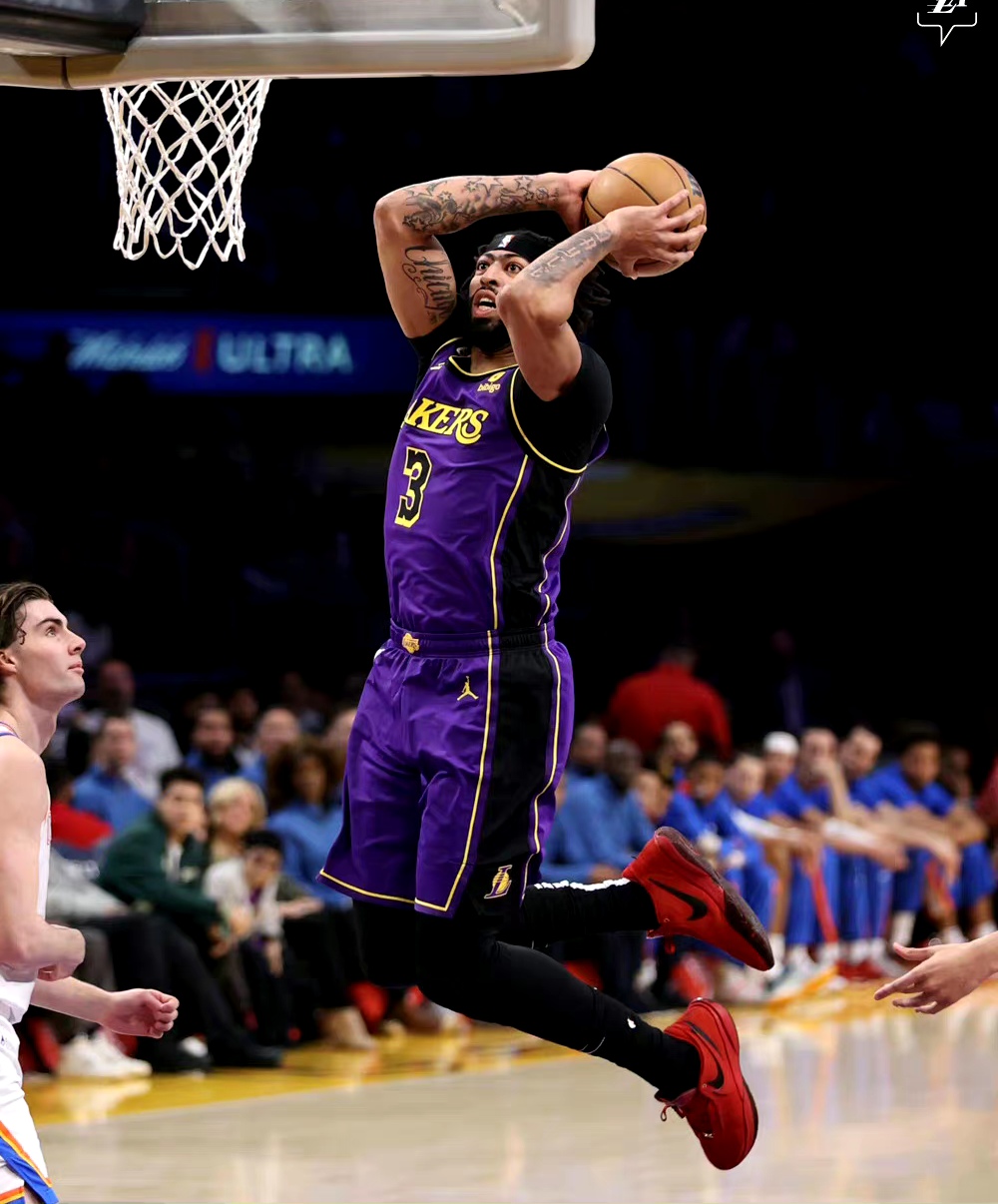 关于都灵全取三分，豪取重要客场胜利的信息