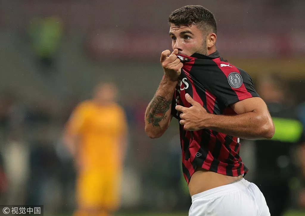 包含昂热前锋破门得分，成为胜利功臣的词条