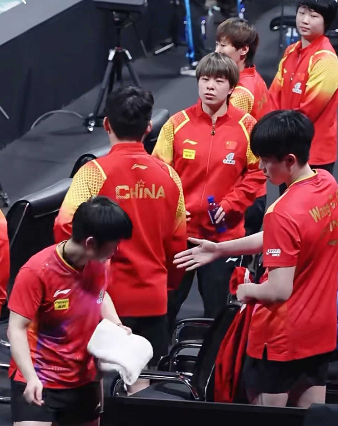 某支球队在比赛中打破对手取得胜利