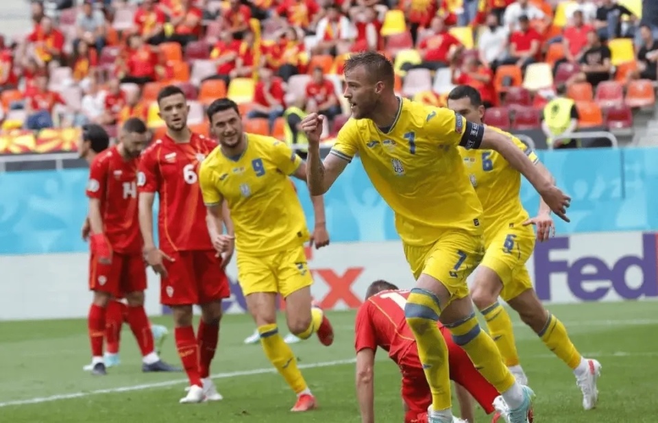 乌克兰淘汰芬兰，欧洲杯赛迎来紧张对决