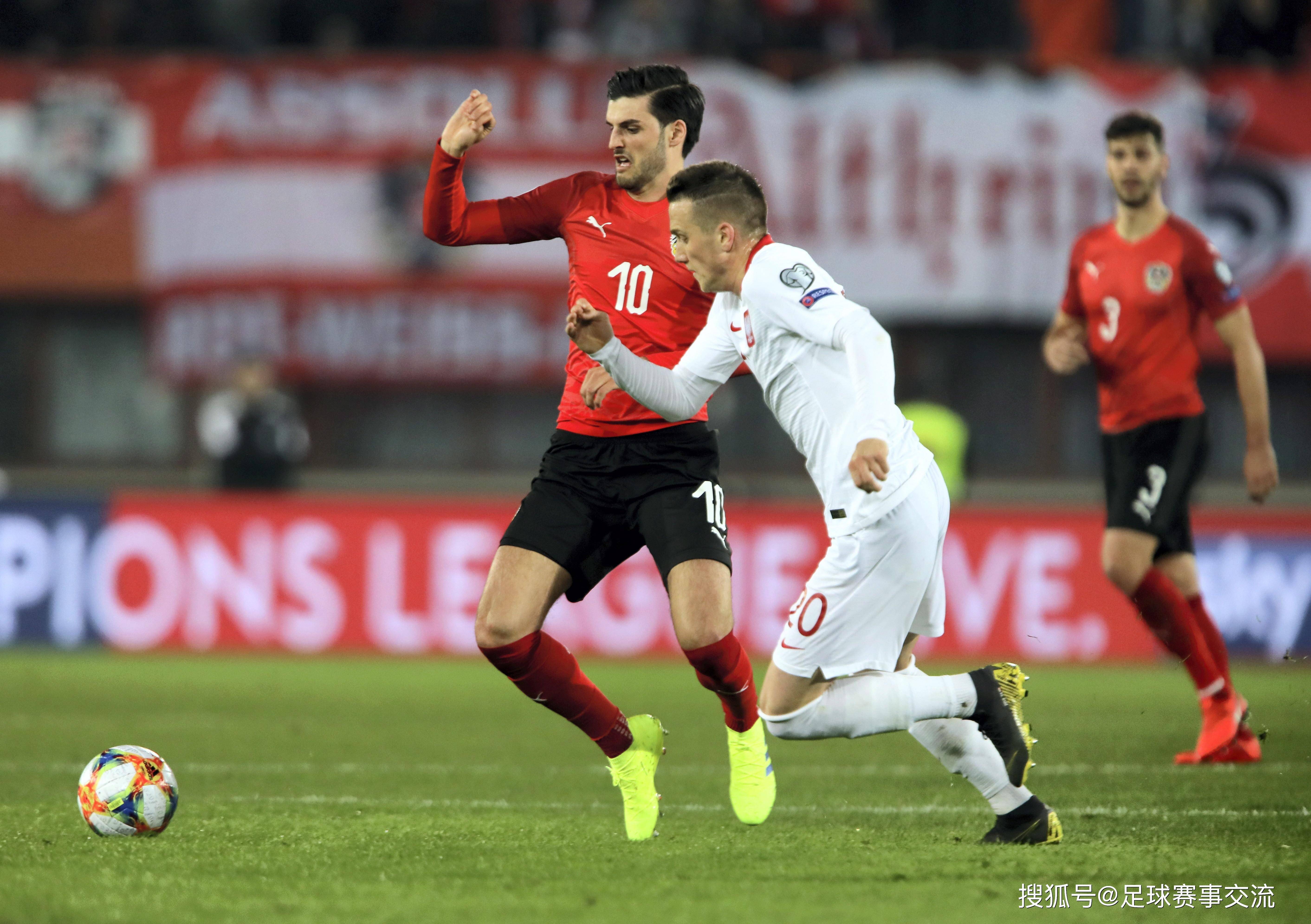 关于英格兰队完胜波兰队，波尔高光表现的信息