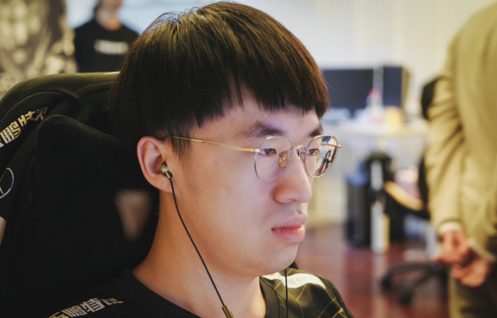 包含PSG逆转FPX，Oner一己之力扛起全队的词条