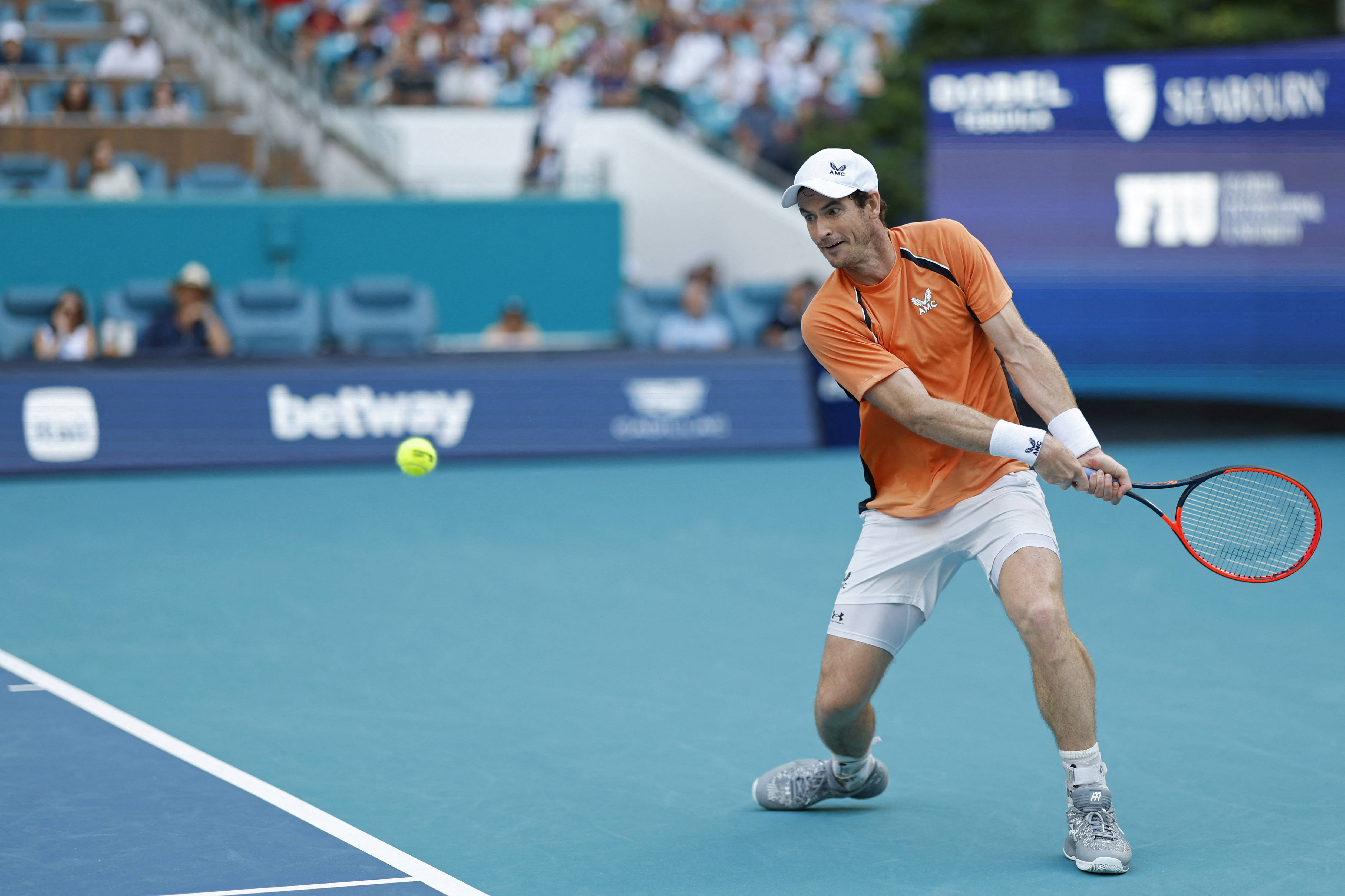 包含美国网球队横扫法国网球队，穆雷制霸全场的词条