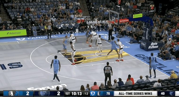 灰熊绝地反击公牛，克莱送出助攻的简单介绍