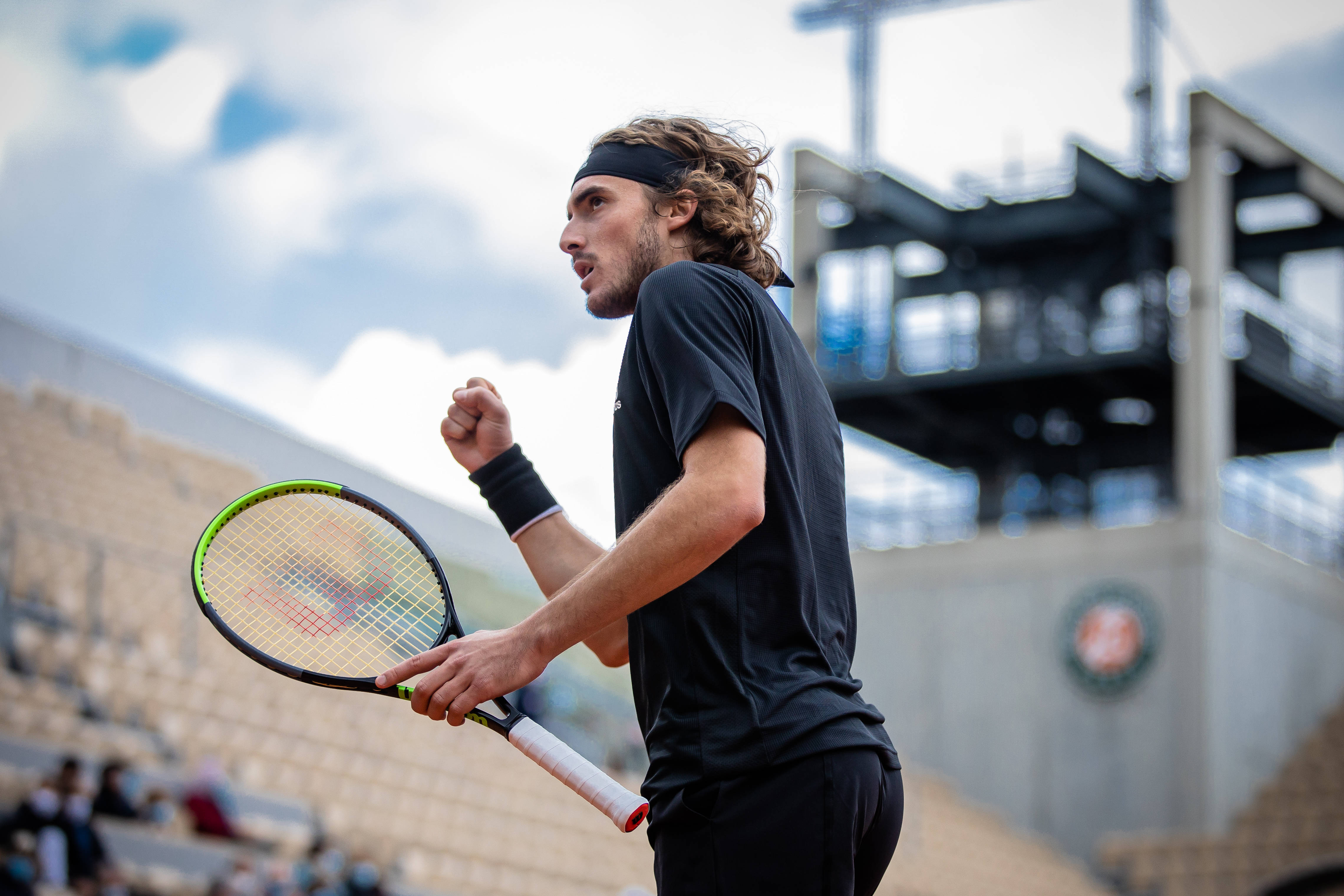 体育赛事直播-温网绝杀法网，西西帕斯惊艳四座