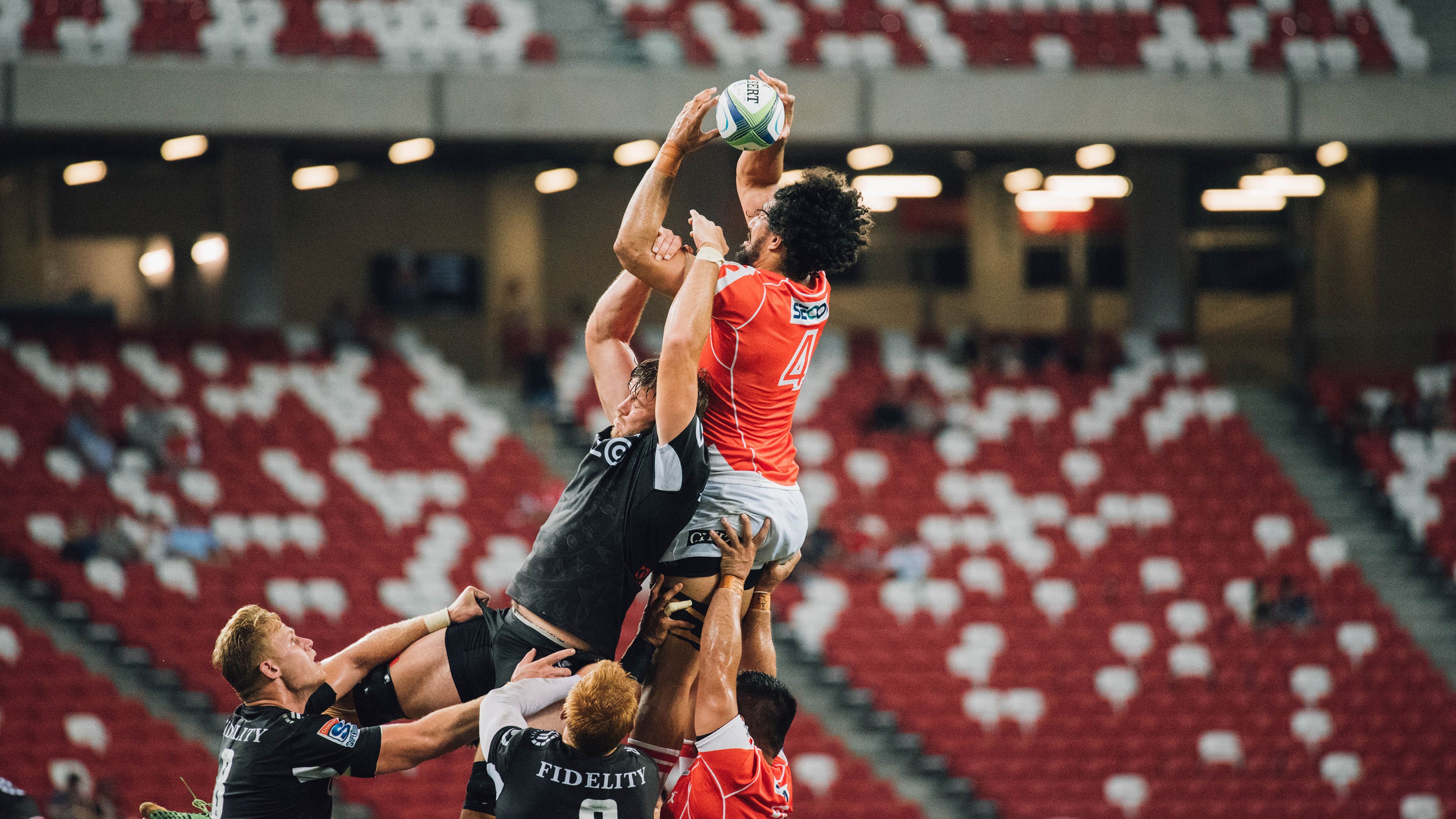 教科书般的阿圭罗与委内瑞拉风暴，当个人艺术与团队洪流相遇