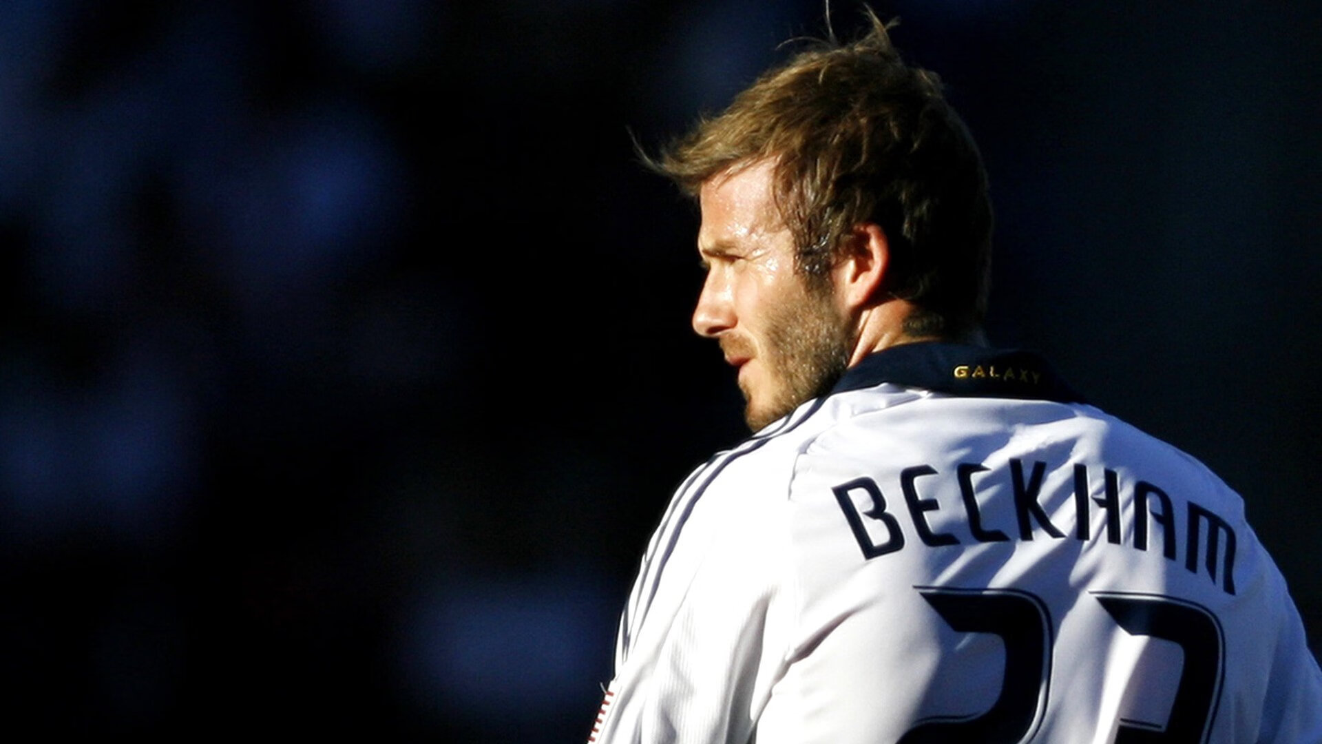 本泽马大师级演出统领全局，尤文防线如利刃粉碎突尼斯攻势